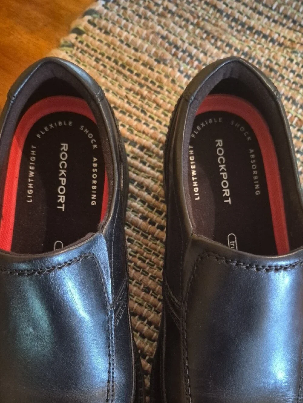 Men's Rockport Black Leather Slip-On Dress Shoes 8.5 NEW